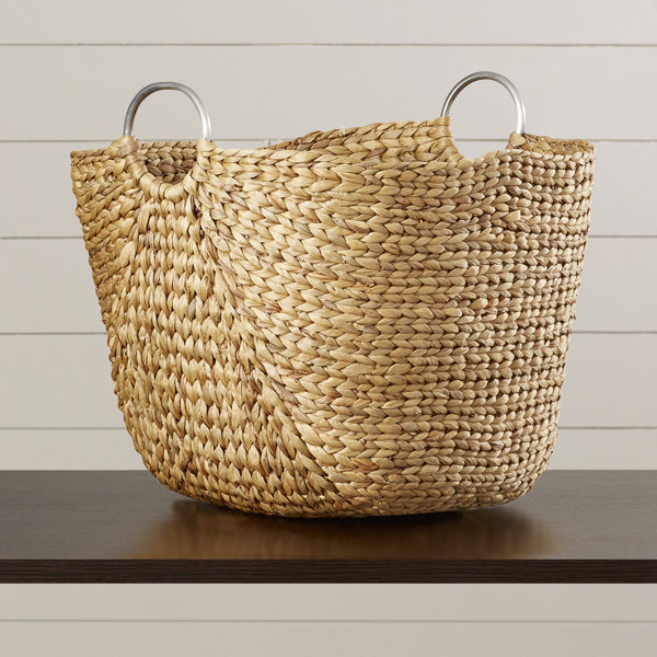 Wicker basket for cheap blankets